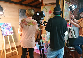 NHK取材「ルーヴル美術館で開催するアートフェア」